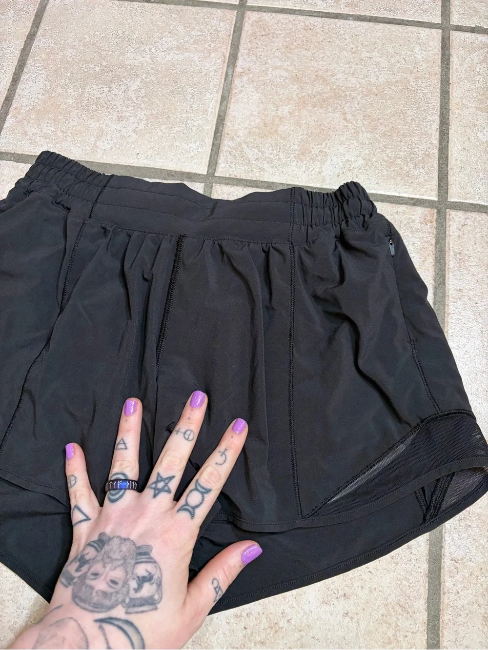 Lululemon Hotty Hot Short *4